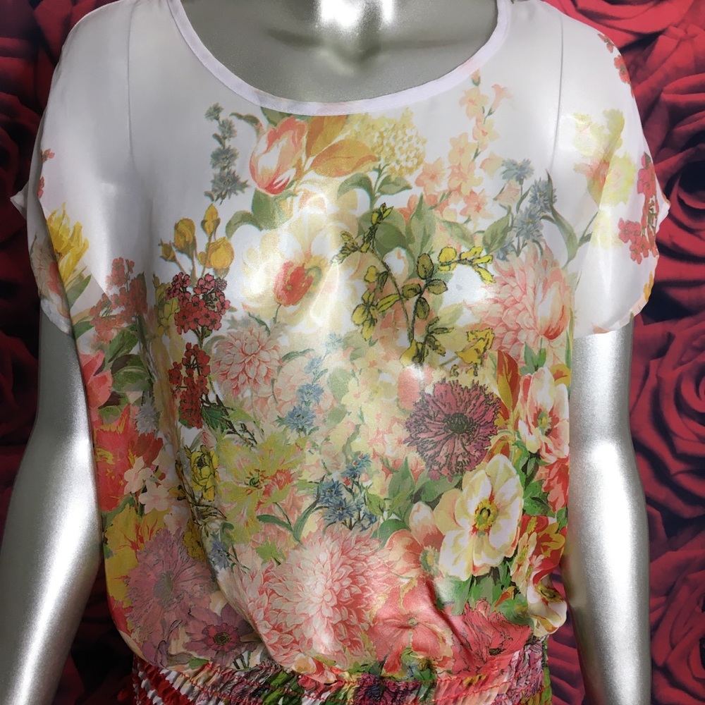 Sheer Floral Short Sleeve Gathered Waisted Blouse